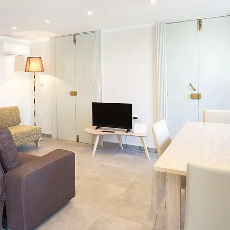 Zefyros Corfu Old Town Apartment *